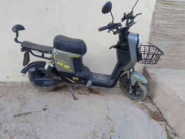 سلام عليكم
دراجه R9للبيع
السعر 425وبي مجال

***********
