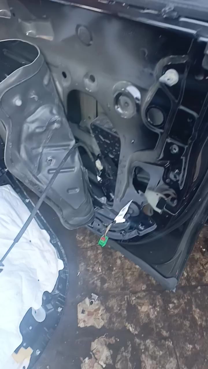 م صلى على محمد وال محمد 

ورشة احمد الشهد :  تصليح مكائن جام وإقفال الابواب 

العنوان البصره تقاطع الجمهوريه مقابيل معهد النفط 
رقم الورشه : *********** 

يتوفر لدينا اقفال ابواب كوري عام  كتنرول جام ب انواعها 
تصليح احزام امان
تصليح كنترول جام ب انواعه 
سنتر لوك جميع انواع السيارات 
اقفال ابواب تاهو 
قفال صندوق كوري عام 
قفال لاندكروز وبصمات لاندكروز  
مأطور جام ب انواعه
