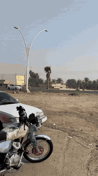 السلام عليكم دراجه للبيع تايكر باب الاول 2025 ماشيه 900 كيلو أخت الجديده سعره 750 وبيه مجال الرقم ***********
