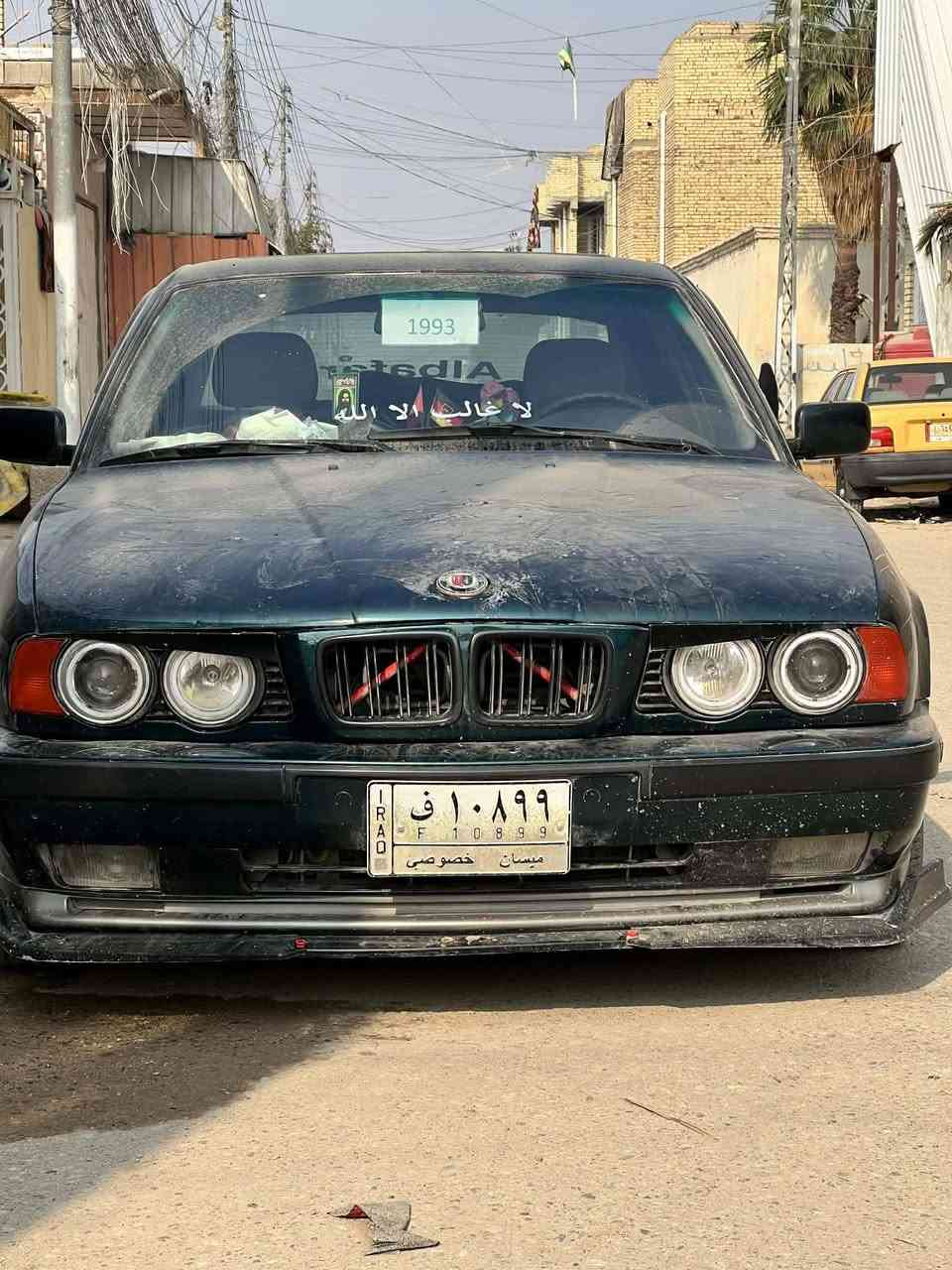 سلام عليكم شباب
بي ام مديل 93 

محرك مسكر فانوص 25

حداديه اماميه  استوني شاده

دبل والقواعد جدد

حداديه خلفيه نص عمر 

صبغه صارع 8 اشهر من مصبوغه وما بولشه

تبريد يرادله فان وغاز 

ويل حجم 17 

رقم ميسان واعيه ب العماره 

 دعاميات بلاستك ام 

اماميه وخلفيه
***********
