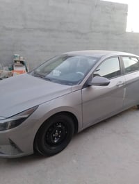 انترا 2023  ماشيه 71  محرك 2000cc  بصمه دوشمه عامه جديده  توقف ذاتي  ك...