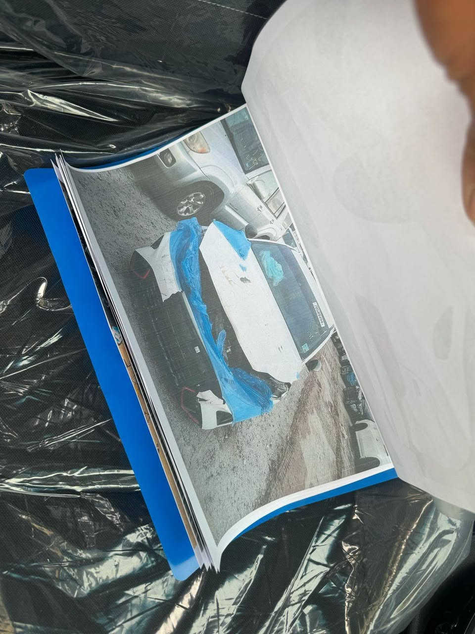 للبيع فقط بدون مراوس
كيا فورتي 2023جيتي لاين جديده بمعنى الكلمه جاهزه على اخر حبايه 
#حادث بنيد مصلح نفسه
دخول جديد رقم بغداد بسمي هزه جديده 
محرك 2000 دوش ماشيه 45ميل فقط 

المواصفات 
بصمه 
بصمه ابواب 
كشنات جلد و مخمل 
اوتو هولد
شاشه جبيره 
جنطه ذكيه 
رادار امامي 
رادات محطيه 
نقطه عمياء 
تحديد مسار 
اشاير بالمري 
سياقه ذاتيه 
مانع نزلاق 
تبريد بيانو 
3 انظمه قياده 
ويل كرم 17 
تشغيل عن بعد 
نظام ترحيب 
#السعر 168 وبيها مجال بسيط سياره جديده 
ما بيها نقص 
*********** ‬الاستفسار
