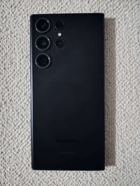 سامسونك اس ٢٣ الترا • نضافه ٩٠% • مكفول