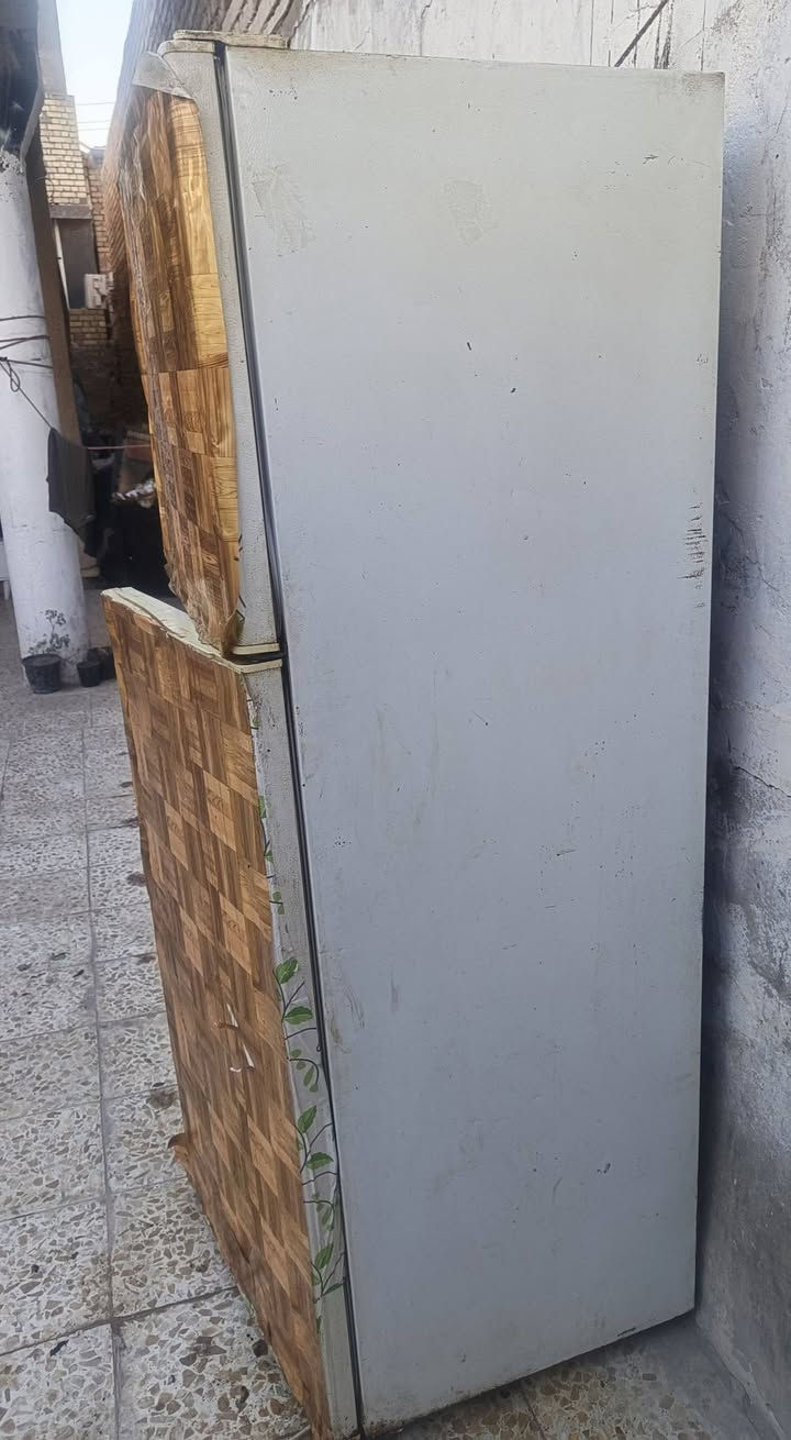 للبيع ثلاجه من فوك تبرد ومن جوه بروده خفيفه 70 وبيهه مجال مكاني كربلاء‏‪***********‬‏
