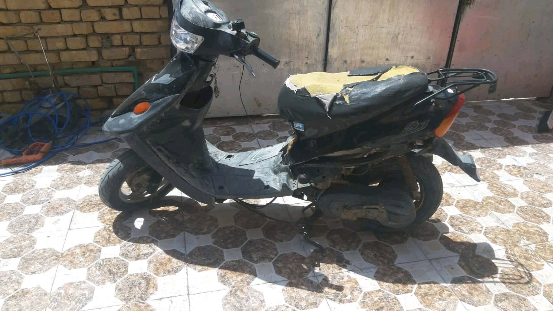 سلام عليكم متاح دراجه بيجي تسعه زروف مكاني كوت  سعر ميه وستين***********
