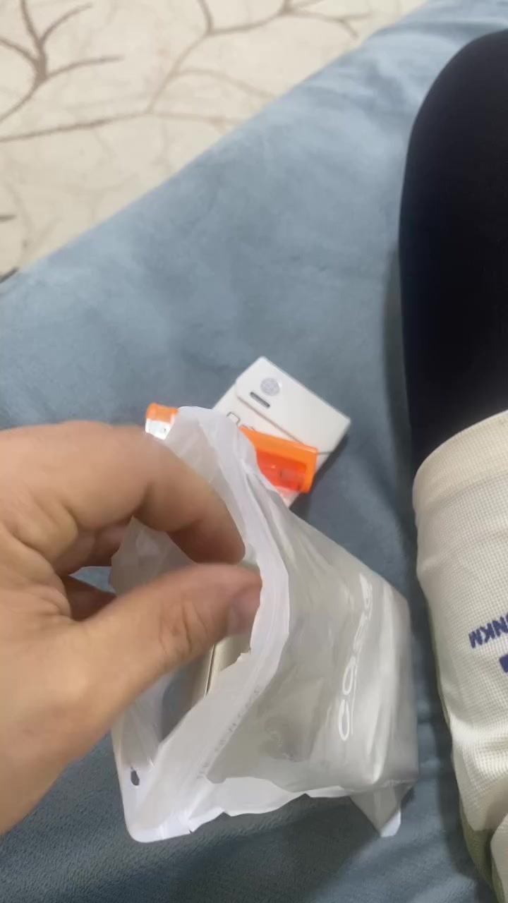 كلكسي J1 جديد مامستخدم غراضه ويا ٣٥ الف لوك وشغال كامل


**إذا كنت صاحب هذا الإعلان وتريد حذفه لأي سبب، رجاءا أرسل رسالة إلى الدعم الفني**