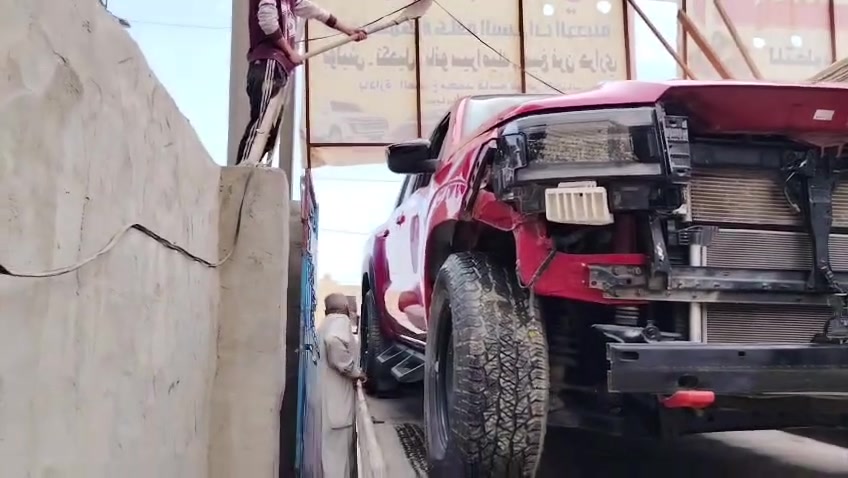 السلام عليكم ورحمة الله 
نيسان فورنتير 2022 حادث امريكا
تستلم مصلح جاهز  بدون رقم 
مكمرك كامل 
العنزان الزبير 
***********
