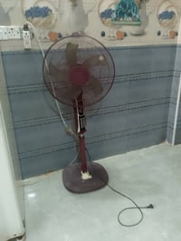 مبردة • ميز • كاوية