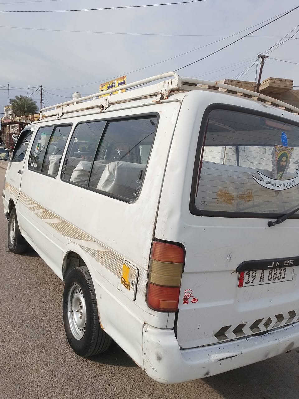 السلام عليكم فتون جمبي 2008مكينه وكير كفاله عامه تهم تاير سياره بدون صبغ وبدون ضربه سياره جاهزه للشارع مصفرة هيئه وغرامات سنويه ل2030 مكان بغداد الزعفرانية..الرقم ***********
