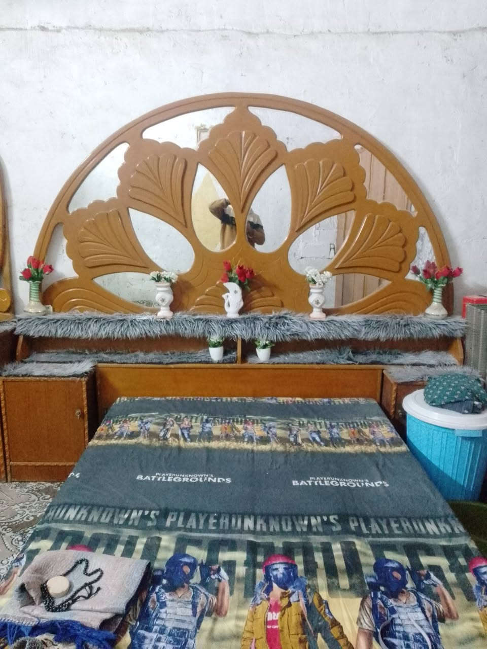 السلام عليكم غرفه اخشاب مستعمله جاهزه كل نقص ما بيها بغداد ***********
