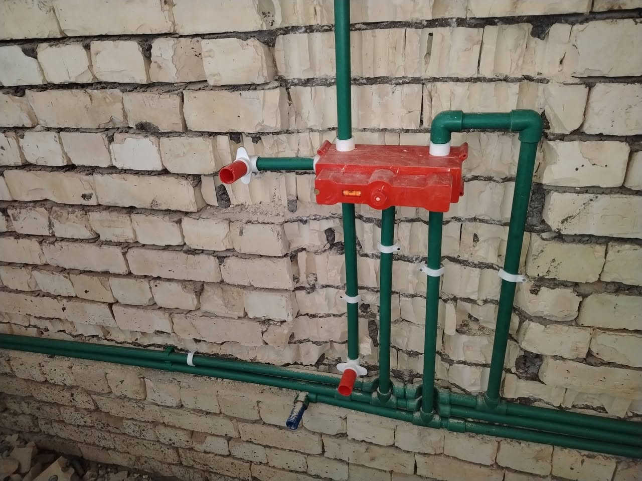 السلام عليكم تأسيس ماء المجاري شغل درجه اولى اسعار مناسبه ***********
