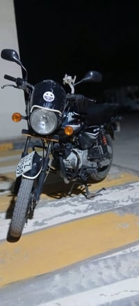 دراجه بوكسر 20دراجه رقم وسنويه دراجه بيه خيط بخار وومكينه صافيه وعوزه ...