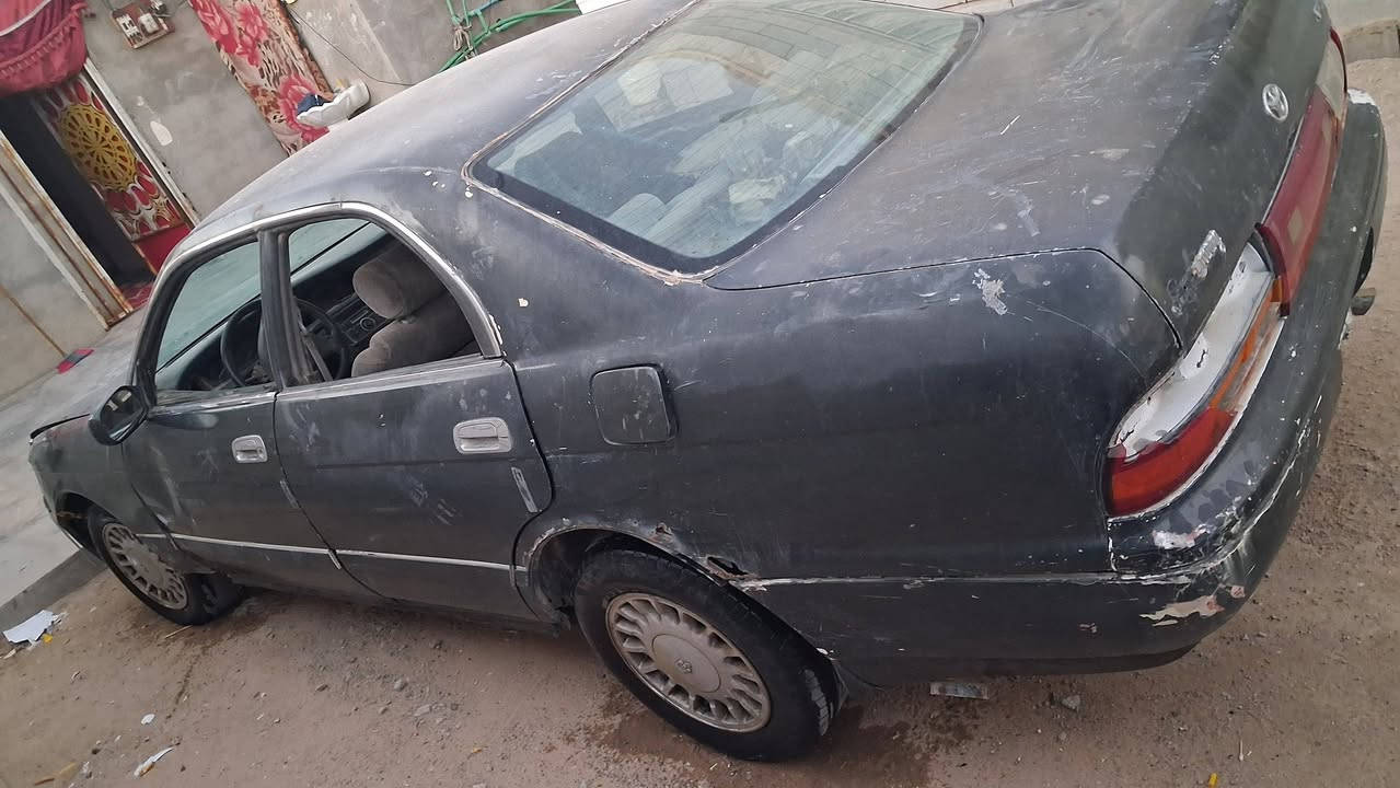 تيوتا كراون بطه مكفوله اصوليات وغرامات ابو السنويه متوفي مكينه كير بلكارتون السعر ١٨ اتصل *********** مكاني زبير @
