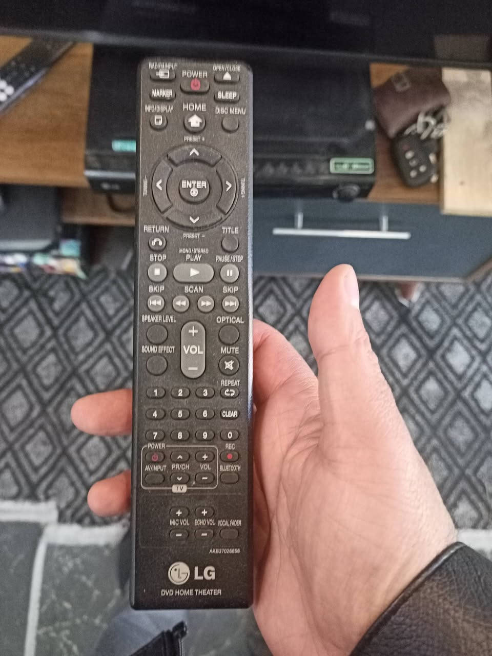 السلام عليكم يتوفر سستم مسرحي5*1
 lg 
يدعم 
بلوتوث 
اوبتكال 
منفذ hd
4 سماعات كبار 
سماعه سنتر 
سبوفر ماركة بانسونك 
قوة سستم 1000 واط 

سعر 150


**إذا كنت صاحب هذا الإعلان وتريد حذفه لأي سبب، رجاءا أرسل رسالة إلى الدعم الفني**