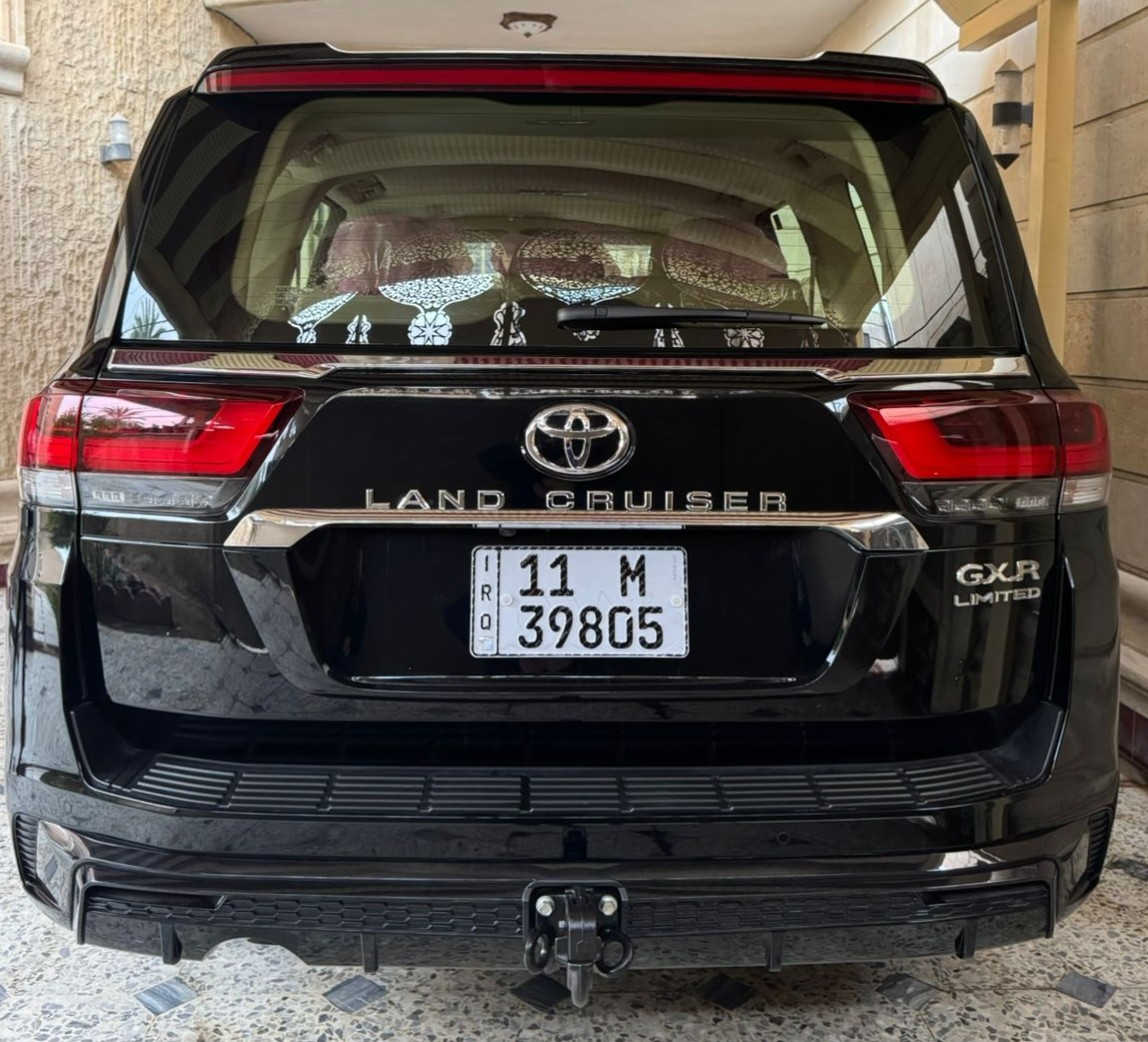 السلام عليكم
تيوتا لاندكروز GXR لمتدد خليجي زيرو فل مواصفات 2024 رقم بغداد للبيع فقط تحويل مباشر باسم المشتري
انتبه
السيارة زيرو غير مستعملة 0كم فطيم وكالة الإمارات مطابقة للمواصفات القياسية لمجلس التعاون الخليجي 
السعر
71,900 $ ٧١٩ ورقة مستلم سنوية وهزه جديدة ولوحات ثاني يوم تحويل ارخص سعر وبالخير على المشتري

فتحة سقف سلايد بصمة تشغيل عن بعد شاشة كبيرة لمس نفكيشن كاميرا خلفية دوارة من أصل ٤ كاميرات تحكمات فل بالستيرن وكروز سرعة بلوتوث وحاكية ٨ ايرباك شاحن موبايل واير ليس داخل صاج دشبول ديجيتال ثلاجة وسطية تبريد شاشة لمس ثلاث قطع 7 راكب كشنات جلد اصلي وتبريد كشنات ٢ كرسي كهرباء هاند بريك بصمة مانع انزلاق وانحدار اوتو هولد فور ويل برده خلفية للحقائق فتح وغلق الصندوق كهرباء وذكي اشارة بالمري وغلق كهرباء وترحيب حساس أمامي وخلفي اصلي وحساس اطارات وحساس مطر انارة اوتو زنون ولد نهاري زنون بالشباك الأمامي بك لايت لد انارة ليزرية بالتكم شاشات أصلية بالكشنات زراك لايت سستم صوت
ABS  AUX  USB  GPS
2 بصمة تشغيل عن بعد ٥ ويل كب حجم 20 استيل محرك 6 سلندر حجم 4000 تنفس طبيعي كير اوتوماتيك والشراي يتصل على رقمي مع تحياتي
***********
بغداد الكرخ
