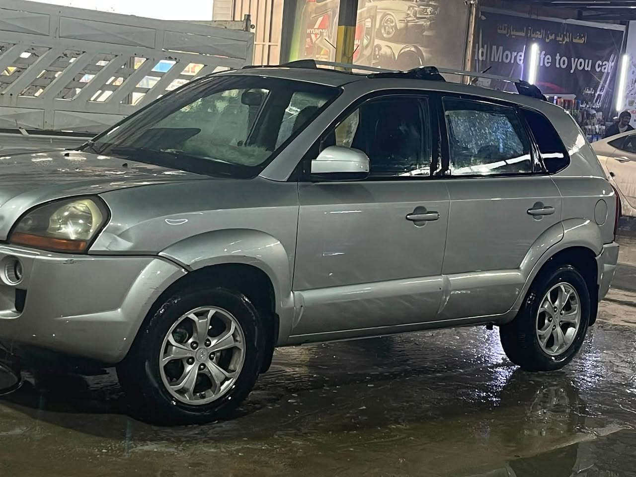 السلام عليكم توسان للبيع  مكينه 2700تدفئه تبريد موديل 2009رقم بغداد  نظام تشغيل من بعد  +سياقه اليه  نظام السياره لمنتدالسياره جاهزه بيه اشوي صبغ بلجاملغ الأمامي  مكان السياره كربلاء رقم الهاتف *********** سعر 125 الساره ماشيه 90 الف لان جانت محجوزه واكفه
