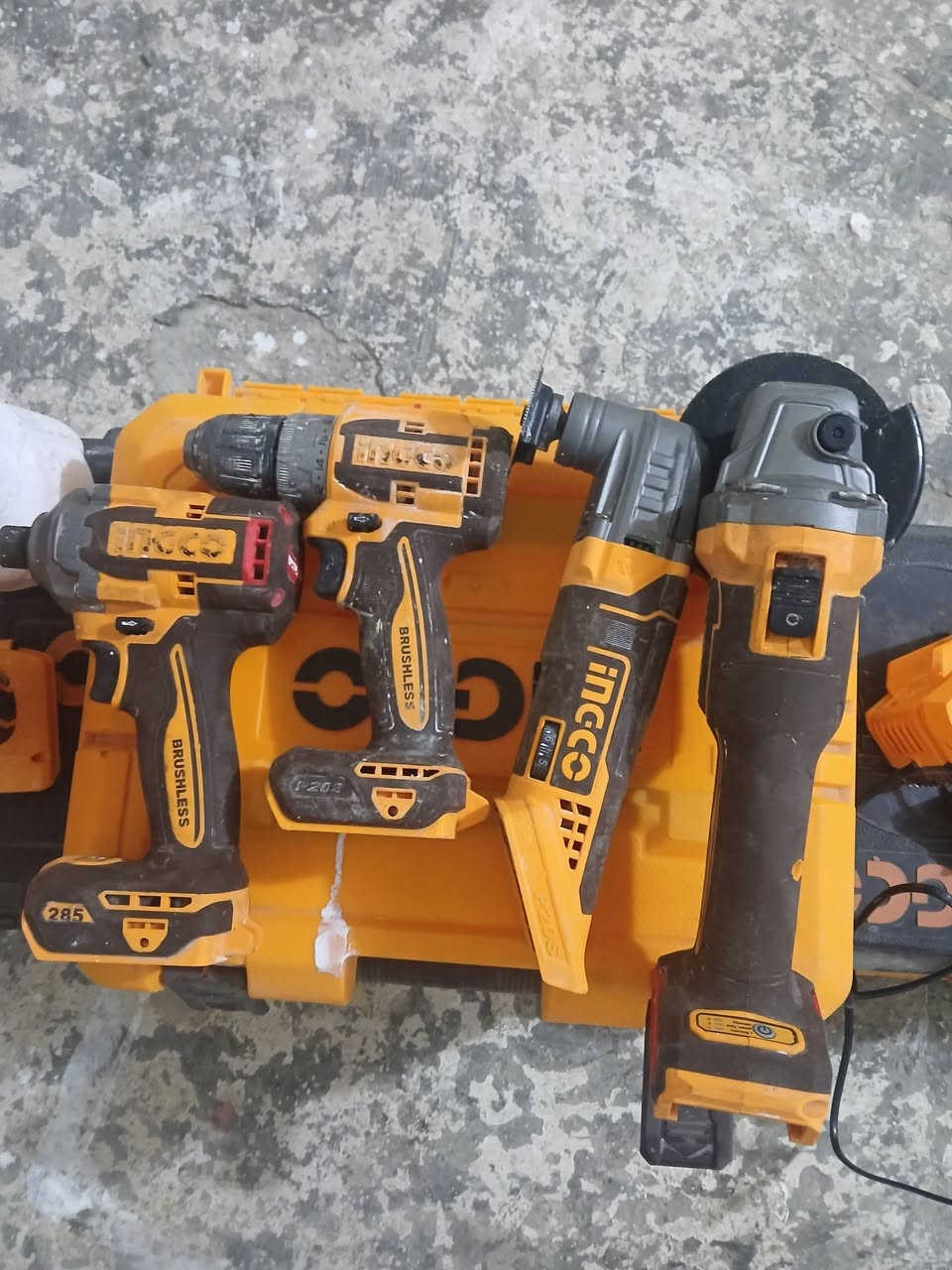 السلام عليكم عدة انجيكو استعمال قليل *********** بغداد
