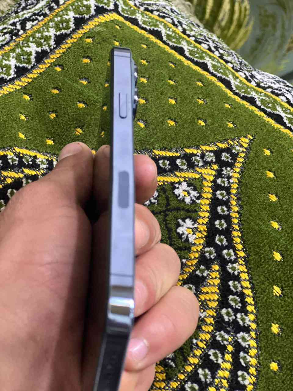 سلام عليكم 13 برو ماكس مبدل شاشه فقط بطاريه 85 الاصليه فيس إيدي شغال مامره دمعه نضافه فول ويرهم مراوس باكس ماكس وفوك وتنطي فرق *********** الاستفسار
