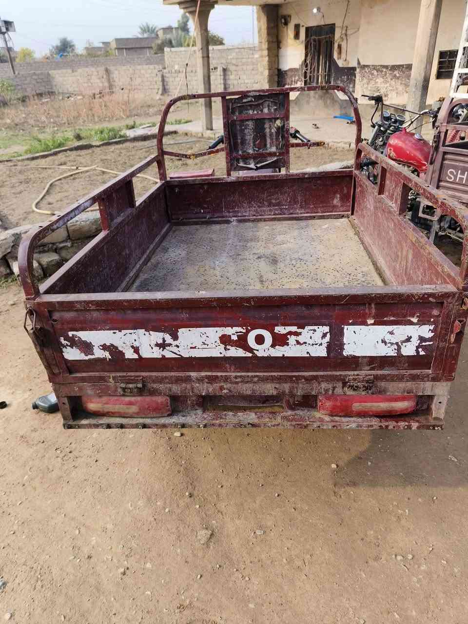 سلام وعليكم ستوته للبيع موديل 2018كامله شغاله محرك مامفتوح شرط
السعر750وبي مجال شراي يتصل*********** مكاني جنوب موصل كياره
