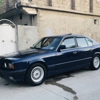 بي ام 520i • ١٩٩٣ • ٦ سلندر