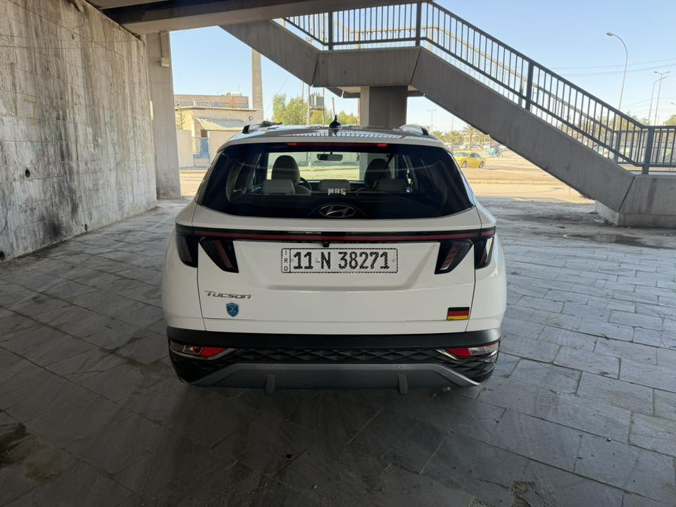 السلام عليكم
توسان خليجي موديل2024 
ضمان الاولى موتور
فول مواصفات ما عده البانوراما
حساس امامي خلفي
كشنين كهرباء
شاحن واير ليس
نضام ترحيب 
ماشيه 68
المكان الكراده
السعر 21$
الرقم:***********
