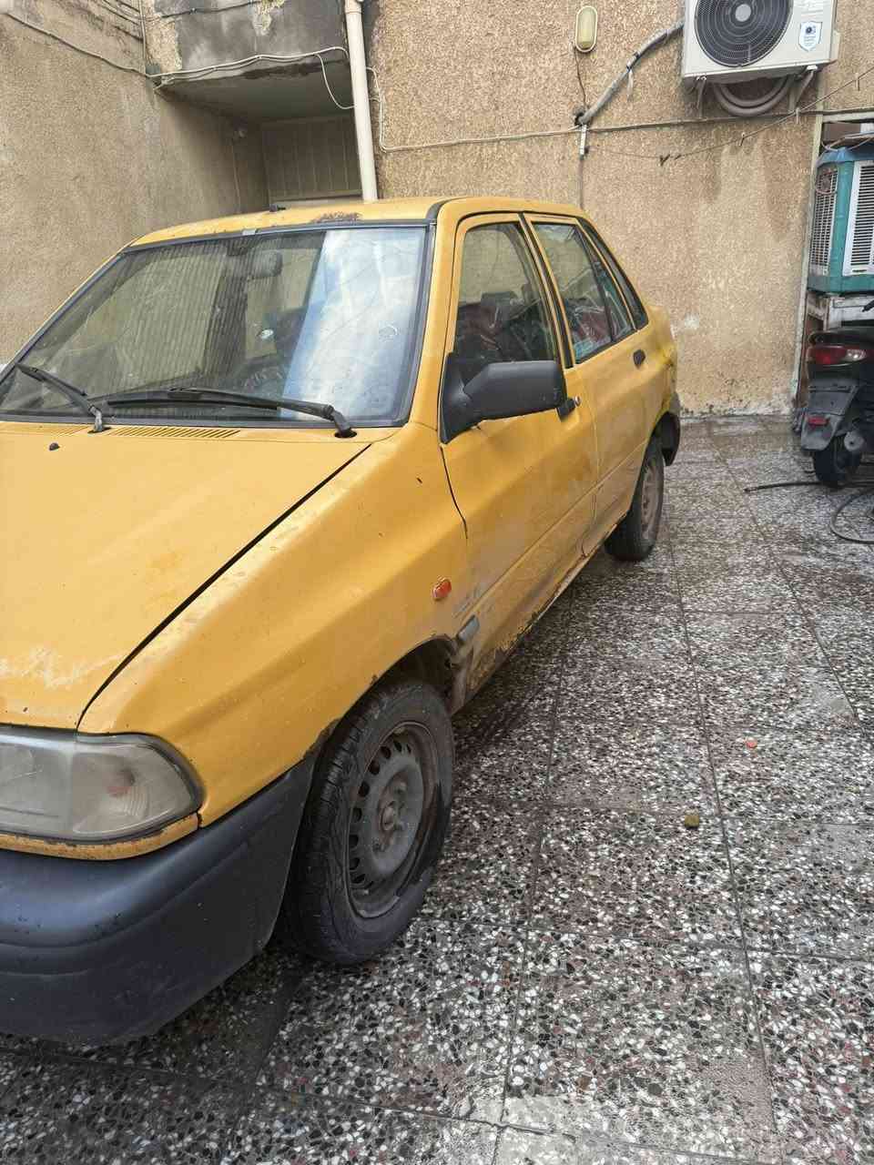 سايبه٢٠١١ عضم سنويه عضم عاج ساقطه سياره جاهزه للاخير مكينه وكير مكفولات تبريد ثلج صدر جديد كهربائيات كلها شغاله دشبول شغال مسويلها ادامه كامله بلكات جدد نوزلات جدد فيت بم جديد  لايت عالي ناصي جام شغال تاريك وين متريد سياره كامله  تريد تحويل شوكت ميعجبك تريد وكاله تريد تحويل مكاني بغداد البلديات سعره ١٦ ورقه وبيها مجال اذا شراي واني بخدمتك
مكاني بغداد البلديات 
***********
