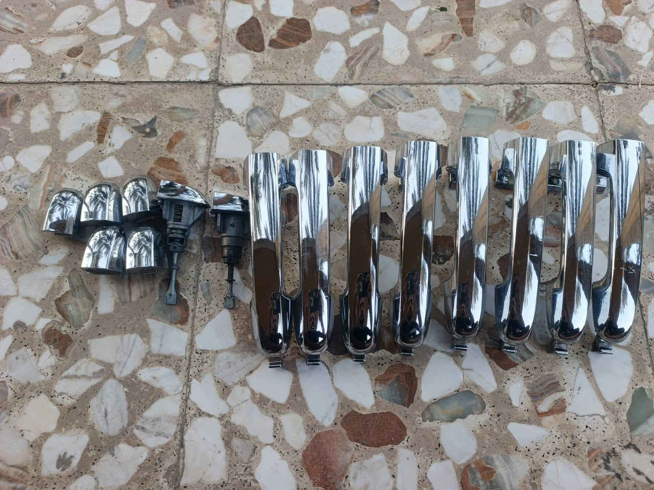 غراض تفصيخ حاويه النترا مقدس من ٧الى ١١ يوجد توصيل جميع المحافظات لاستفساررًالاتصال عل الرقم *********** والحجز واتساب أو خاص مصطفى موسى
