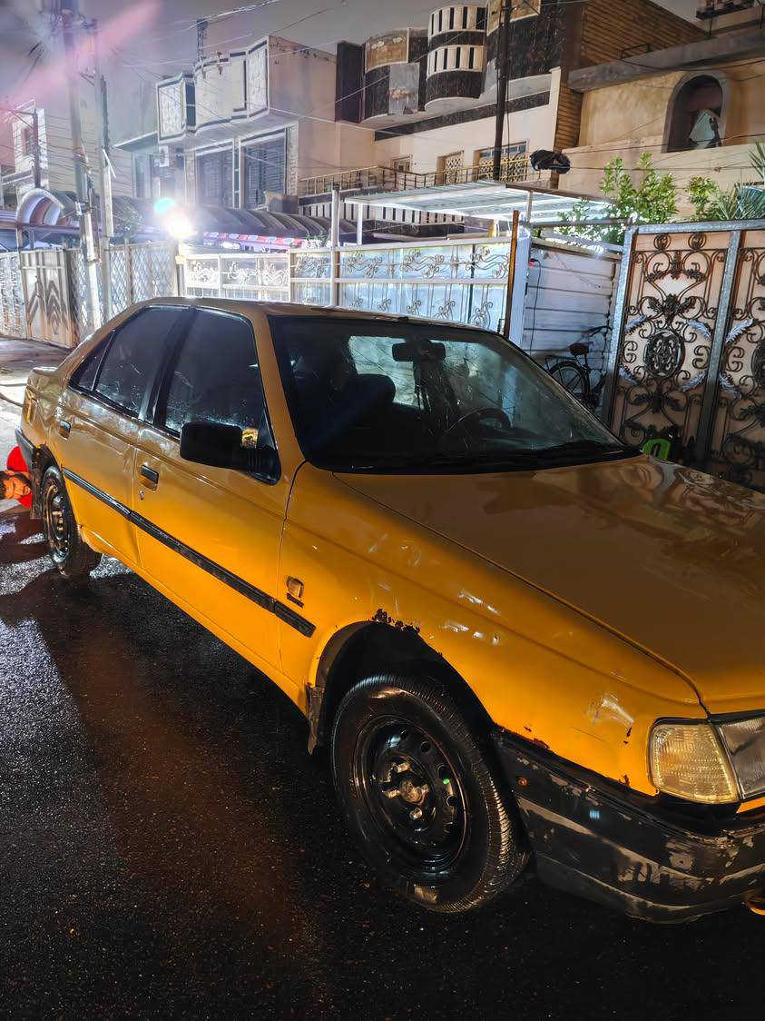 السلام عليكم بيجو روى٢٠٠٩ سيارة خير من الله  نضيفه شوفت عينك كلشي ما عليه  رقمه بغدادتحويل ثاني يوم ملاحضه سيارة بس خط  رايدة ٢٠بيه مجال عنوان بغداد الغزاليه  ***********
