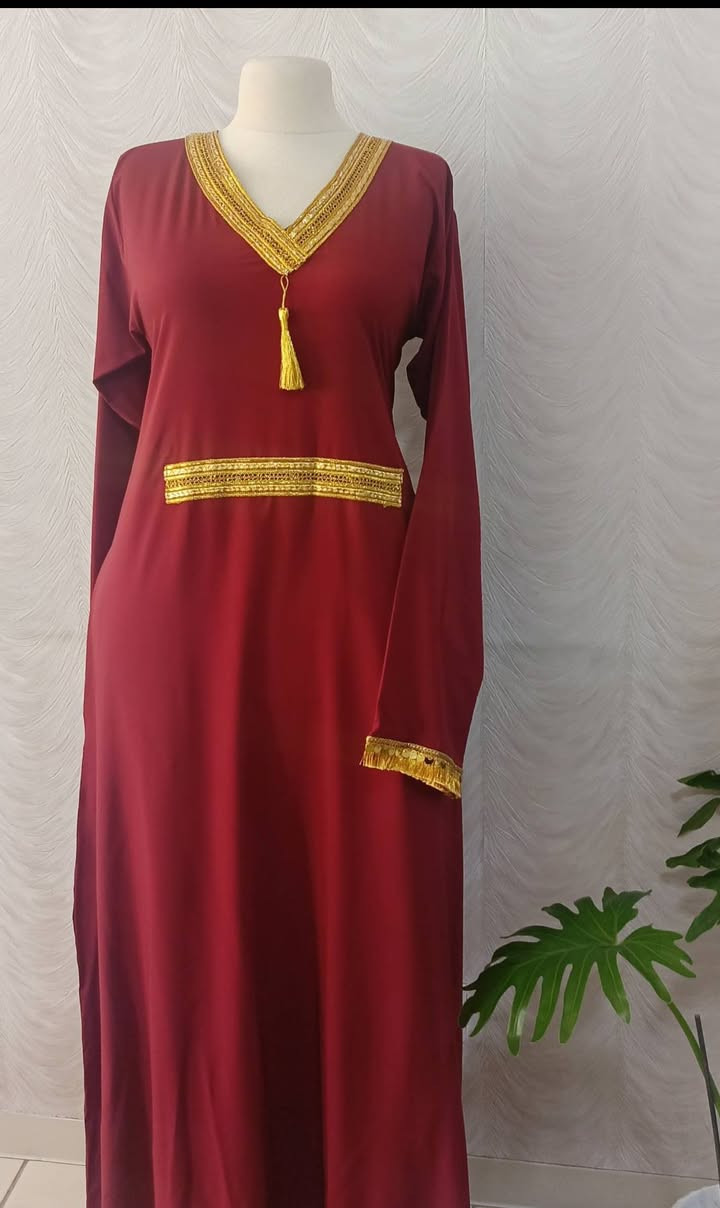 دشداشة نسائية جديدة جمال القطع 
قياس من M- L -LX- LXX
سعر 6 الف


**إذا كنت صاحب هذا الإعلان وتريد حذفه لأي سبب، رجاءا أرسل رسالة إلى الدعم الفني**