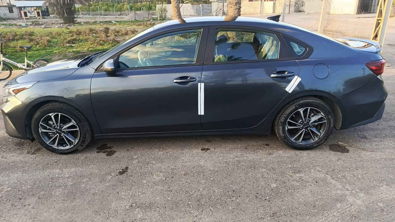 السلام عليكم فورتي 24 امريكيه السيارة جاهزة جديدة ماشيه 34 الف صور الحادث بالمنشور السيارة بأسمي رقم بغداد داخله كتاب شهداء بعدلهة سنه و نص تتحول السعر 158 بيهة مجال قليل ***********
