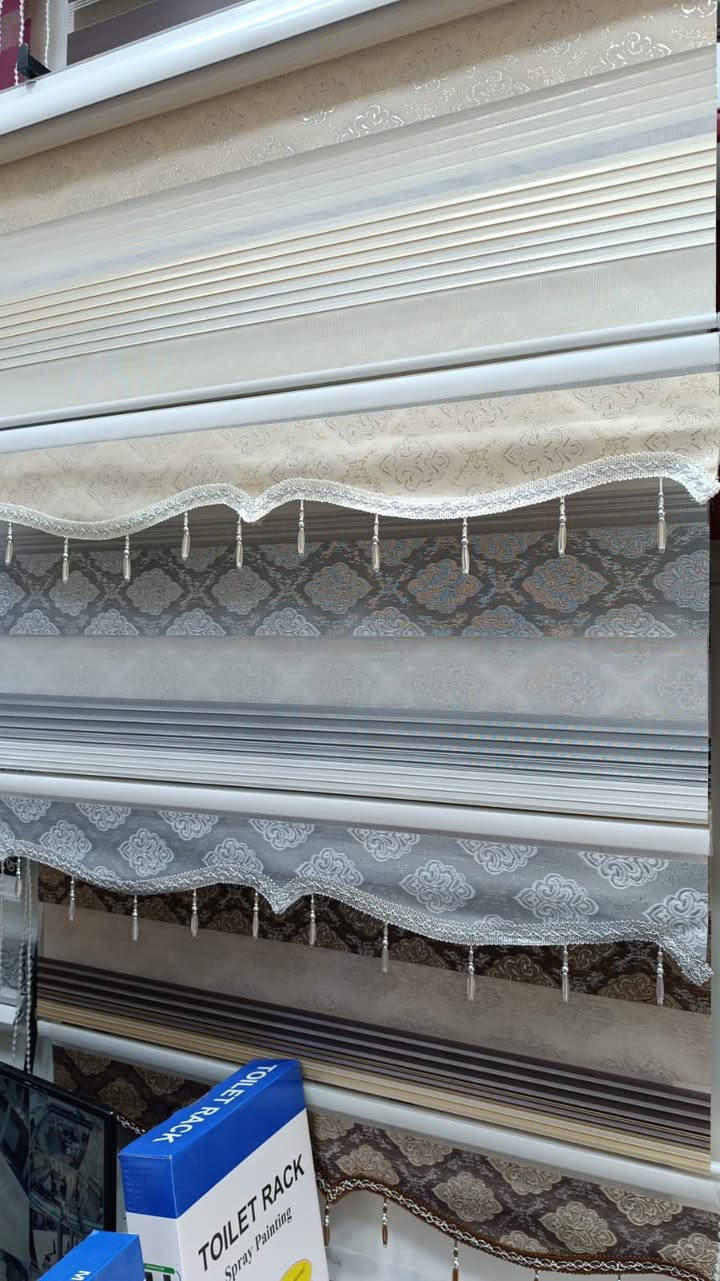 🎉 وصول تشكيلة جديدة من ستائر زيبرا! 🎉

✨ من ديكورات كرستال الثريا – الأعظمية ✨

🪟 ستائر زيبرا بيانوا  
🪟 ستائر زيبرا مشجر دانتيل  

تصاميم عصرية أنيقة تناسب جميع الأذواق 🌟  
ألوان جذابة ونقوش فاخرة تضيف لمسة جمال مميزة لكل منزل 🏡  
متوفرة بقياسات خاصة حسب الطلب لضمان أفضل ملاءمة لنوافذك.

💫 خلّي نوافذك تحكي قصة من الأناقة والتميز!

📞 للاستفسار والتواصل:  
📱 الإدارة: ***********  
📱 المبيعات: ***********  

📍 العنوان: الأعظمية – الكم راغبه خاتون، مقابل مصرف الرشيد  
🚚 توصيل سريع إلى جميع محافظات العراق
