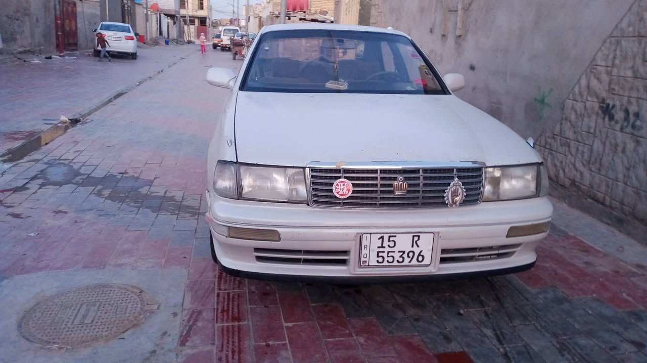 سلام عليكم بطه للبيع سياره مقفوله من كل شيء سياره بلاديه على وضع الشركه السياره بدون صبغ بيها طخه خفيفه بالشامله للخلف سعر 55 وبيها مجال شيء قليل حق الجيم مكان كربلاء حي النضال السياره متوازي على بيعتها سلام عليكم***********
