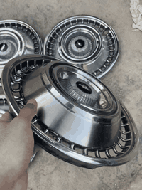 سلام عليكم للبيع تخم موستنك سعر700وتخم شوفر 64سعر 400
للاستفسار/***********
