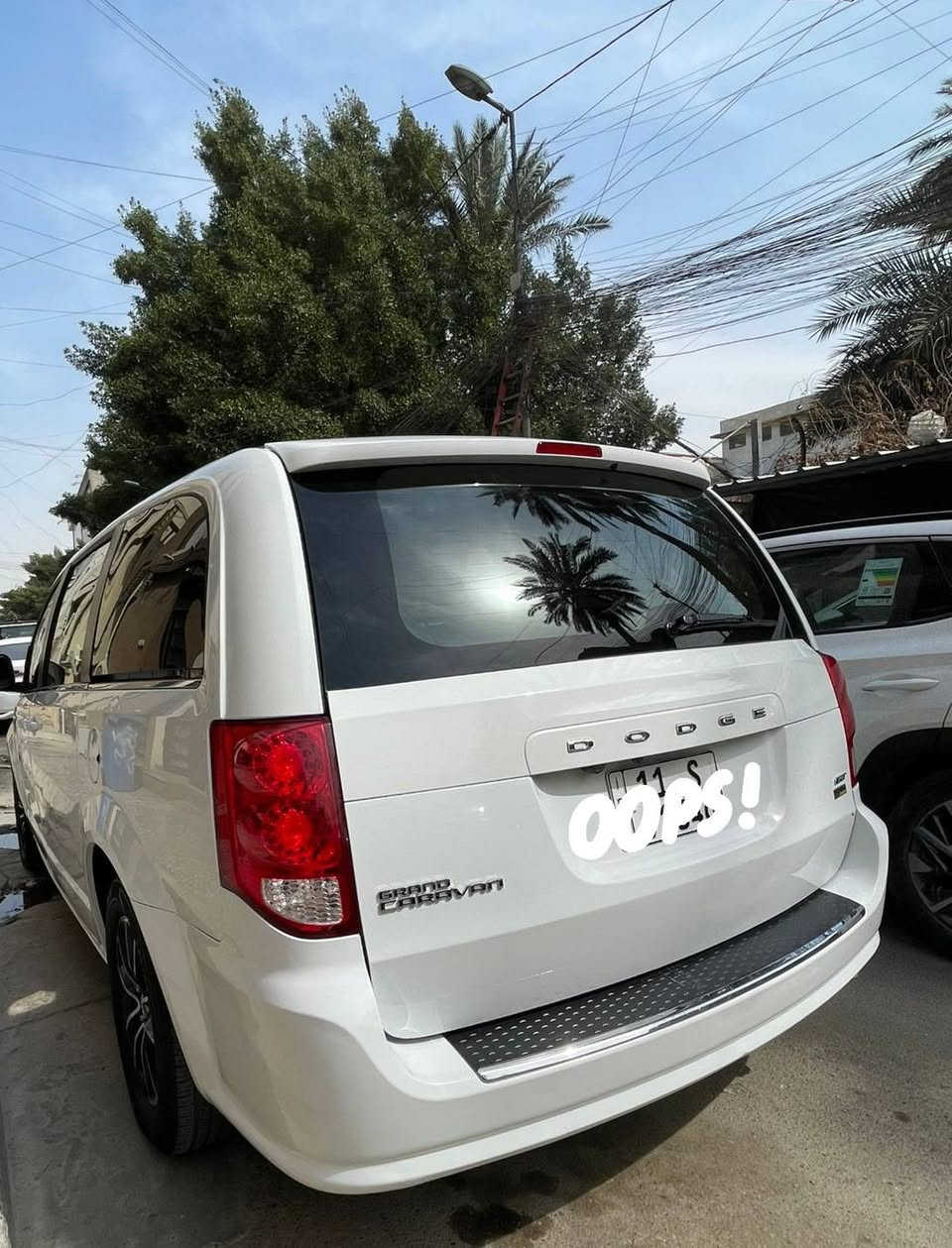 موديل ٢٠ فئة sxt فول  ماشيه ١٠٢ الف مايل رقم بغداد بدون ايرباك فقط برده وكشن طاك صور الحادث والسونار واتس اب *********** مكان السياره بغداد
