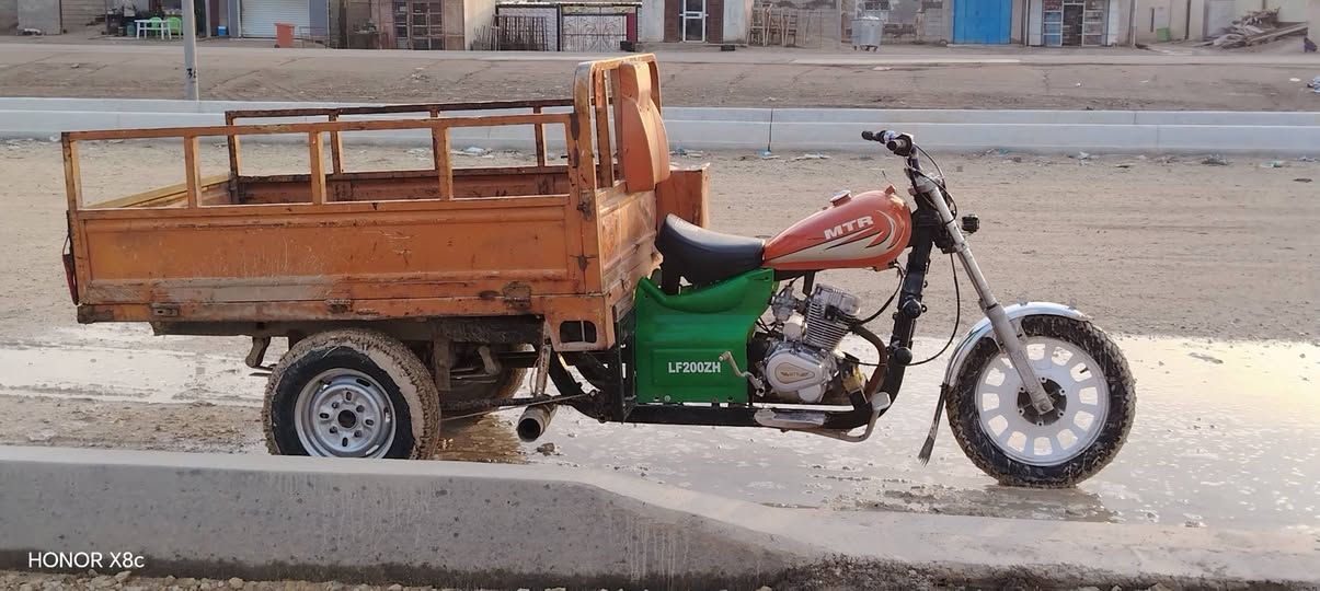 ستوته متيار اوراق مديل 14ستوته نضيفه محرك جديد شاصي نضيف كسل لاطش لاصلي وكيل تايرات جمره 
سدر جديد ستوته نضيفى كلش سعر واحد و300وبيها مجال لشرايي ***********واتساب رجاء لوشراي لايراسل
