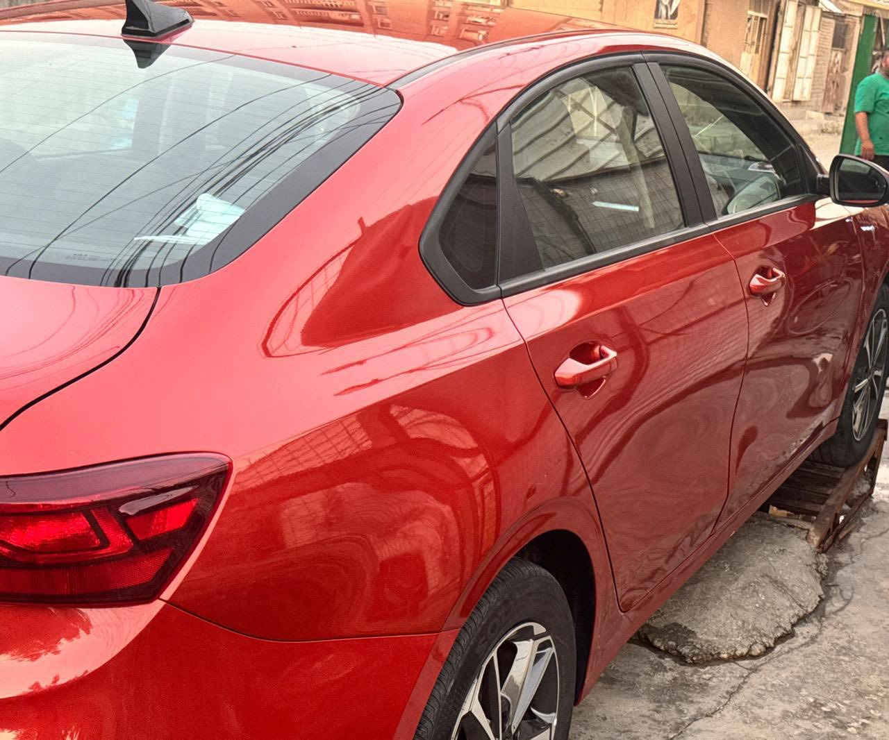 السلام عليكم فورتي 2023 لون مشمشي
مكينة 2000 دوش رقم بغداد ماشية 32 الف
حادثهة منشور البنيد نفسة معدل راجع بارد وشوية بالجاملغ بارد الامامي والباقي كلة مكفول 
 مراوس بتوكسان خليجي وانطي فرق موديل 19 وفوك مكفول  🚙 مكاني حلة شارع 60
***********
