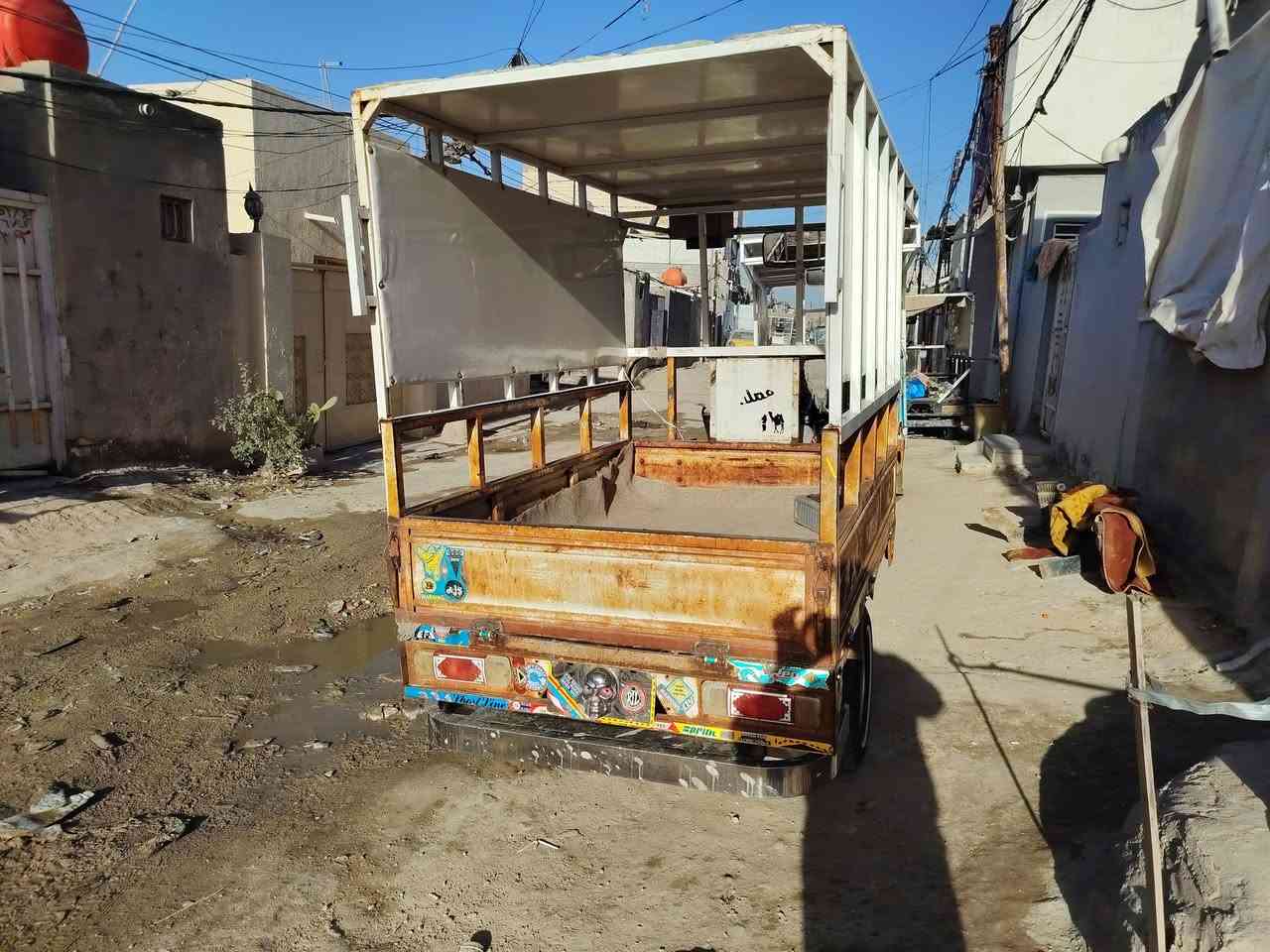 السلام عليكم
دراجه للبيع رقم انكليزي مكانها نجف مداور ثاني يوم السعر خاص ***********
