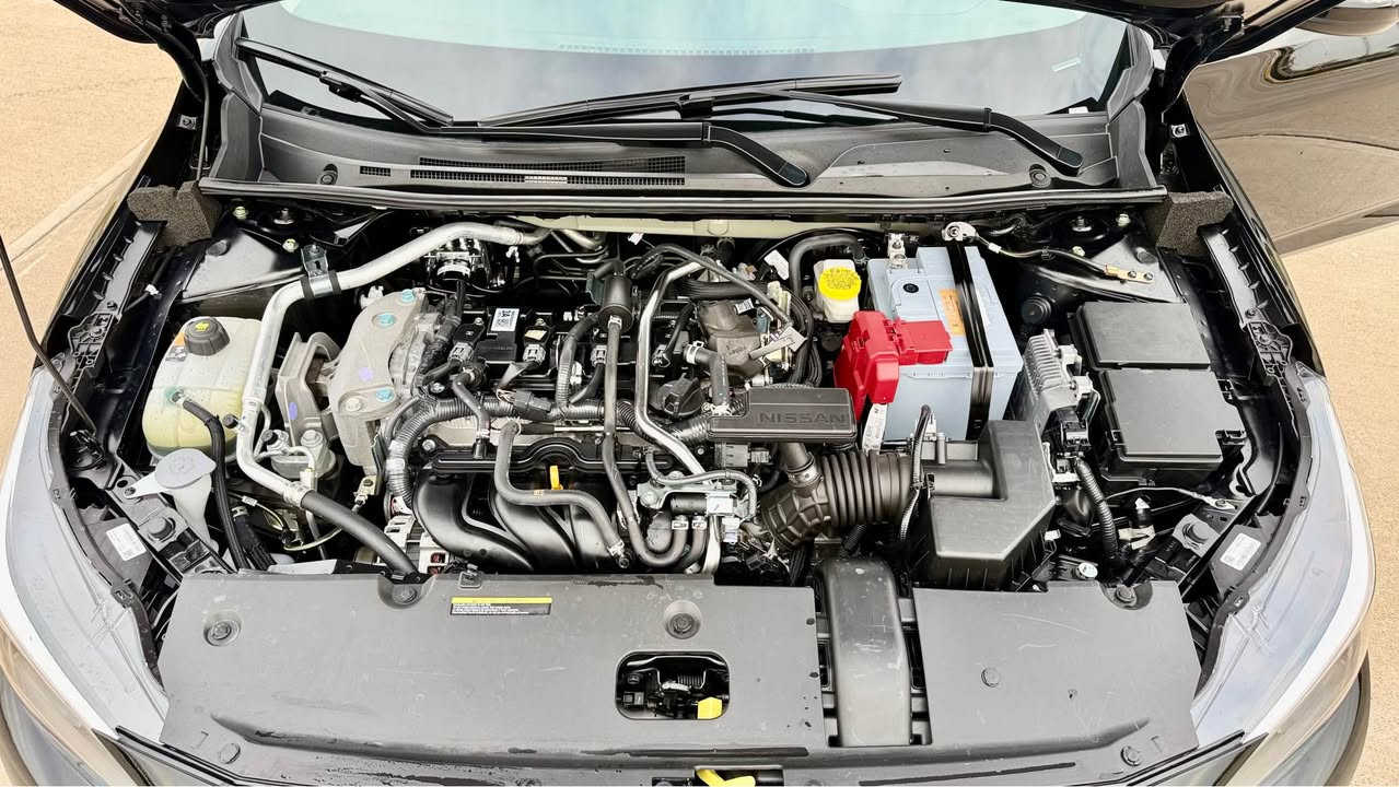 نيسان سينترا ٢٠٢٥ .اسود . مواصفات شاشة. رادارات بصمه اوتو ستارت اوتو هولد گيج نصف الكتروني كاميرا حساس خلفي امامي ،ماشيه ٦ الف سياره بس فقط واحد جاملغ خلفي صبغ بدون دواخل بدون ايرباك .. السياره كلش كلش نظيفه …. 139$  .. *********** أربيل, العراق
