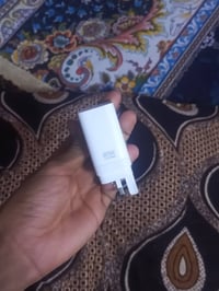 شاحن ريلمي • 80 واط • كارتونه