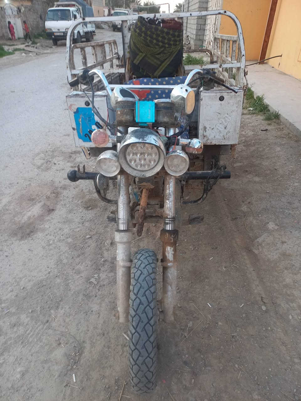 السلام عليكم ستوته البيع موديل 16 كامله مكمله كفاله عامه سعر 900 وبيهه مجال العنوان بعقوبه تقاطع ساده رقم ***********
