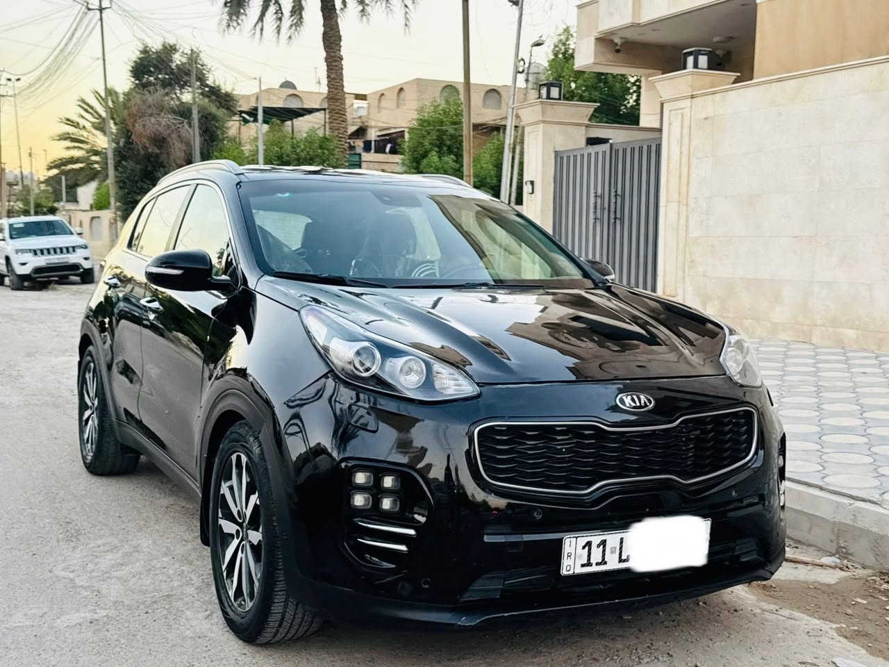 بيع مستعجل 133$

للبيع فقط  سبورتج 2019وارد امريكي فول مواصفات ex.    رقم بغداد دولي بسمي شخصياً

حادثها بنيد فقط وباقي مكفول بدون دواخل
صور حادث مرفقه بلمنشور

السعر 133$
هاتف /***********

المواصفات فول ١/١ ماعده الفتحه

بصمة +بصمة ابواب
كشن كهرباء
تدفئه كشنات
رادار جانبي
حساسات
تحكمات ستيرن
٣ انضمة قياده 
شفتات ستيرن 
ستيرن D
اشاير مري
مري شفط
شاشه كاربلي
لايتات زينون اصليات

السياره ماشيه ٦١ الف مايل

مكاني بغداد

غير متواجد على الانترنت
