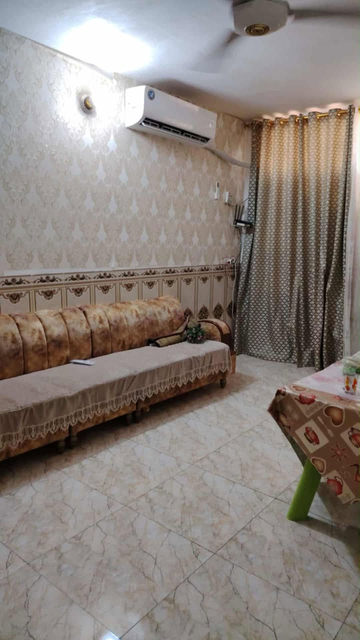 بيت ملك صرف للبيع المحمودية حي ١٦مساحه ١٠٠م
بناء طابوك  طابق واحد 
واجهه ٨/نزال ١٢
مكتب الخالدي ابو يزن 
***********
***********
***********
