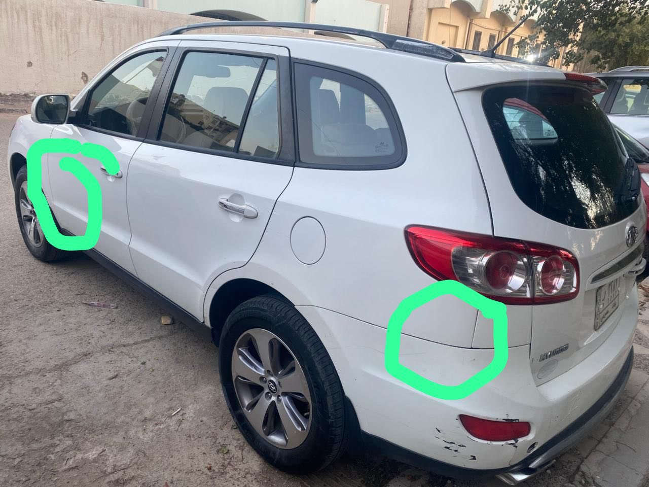 سنتافي خليجي موديل ٢١٢ ماشية ٢٢٩ الف  فول مواصفات ٦ سلندر  نظيفة ممفتوحة المكينة ولا الگير نظيفة رقم بغداد بيها صبغ بالأماكن الي مأشر عليها بالصورة 
السعر ١٥٨ ورقة 
الشراي الجاد بيها مجال مكاني بغداد الكرادة 
التواصل فقط عل رقم / ***********
