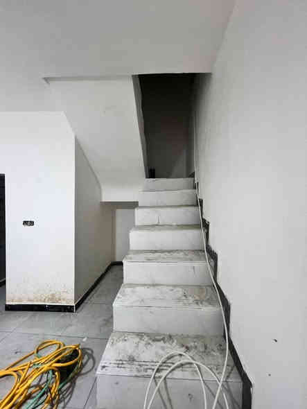 اعلان
‏بيع مستعجل 
بيت بحي اعلام
مساحه 110متر
بلوك وعكاده بناء جديد 
اقرار محكمه
يتكون غرفتين وصاله مطبخ وبراني وصحيات 
نهايه حي الاعلام 

***********
