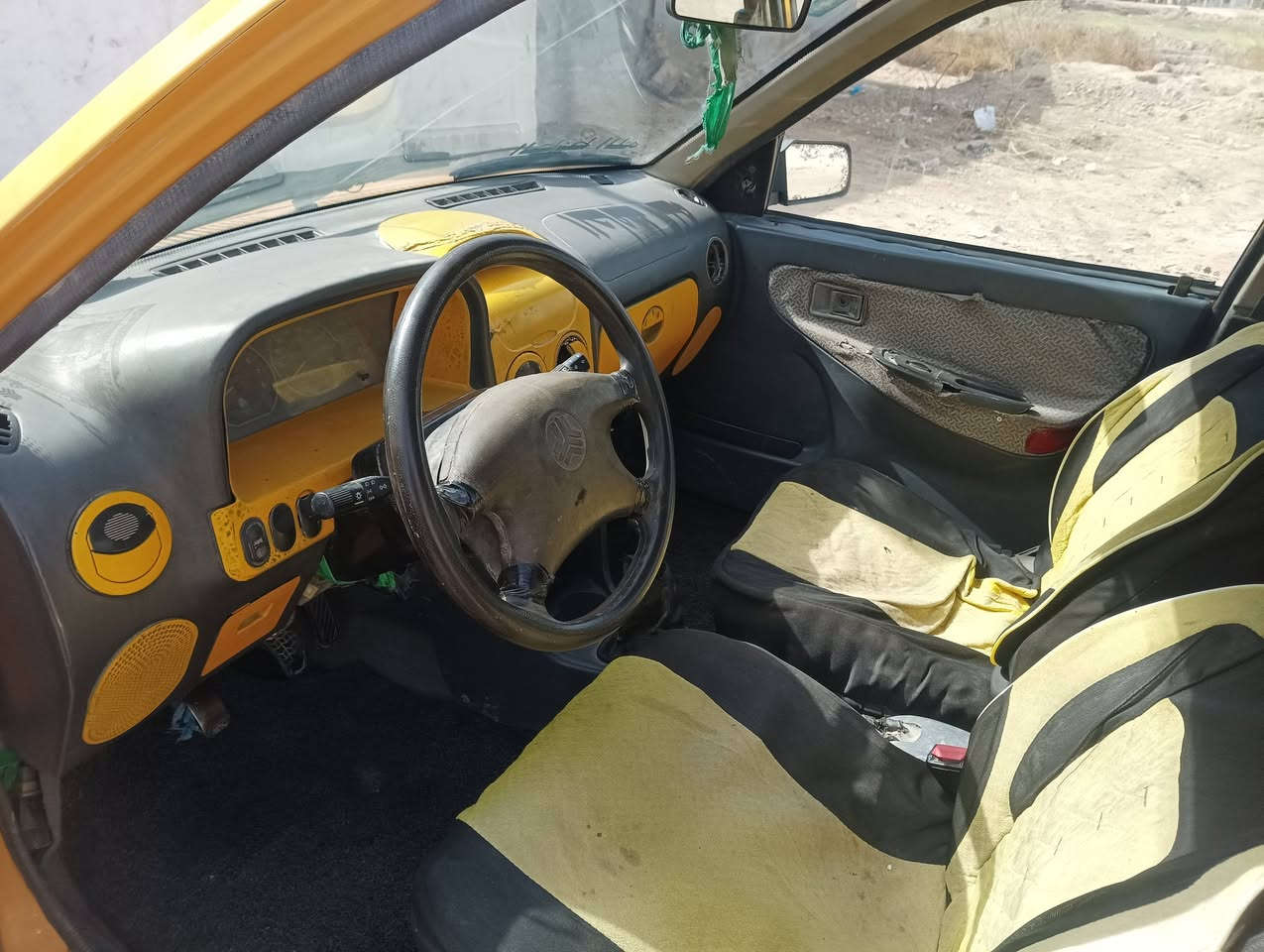 للبيع سيارة سايبه موديل 11 رقم مثنى نكليزي جاهزة سنويه 
ل 27 بيها ملاحظات بسيطه ب 17 وبيها مجال مكاني رميثه ***********
