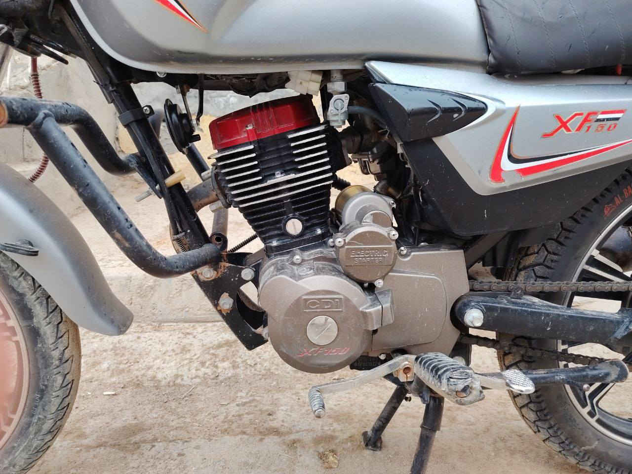 من رخصت الادمن دراجه شاينك 2023 اصولي اوراق كامله دراجه ما ناقصه شي  مراوس بل دراجه لايتي مرقم وانطي فرق للاستفسار الاتصال)(***********) واليريده بيع ابيع
