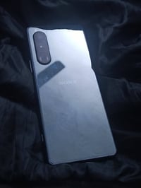 سوني 5 مارك3 • شاشة بخطين • رام 8 ذاكرة 128