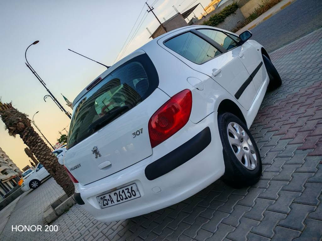 سلام عليكم ورحمة الله وبركاته
للبيع بيجو موديل 2006 رقم كركوك مشروع وطني سنوية لغايه 2030 رقم دولي شرط تحويل بطاقة بانزين بيها
سيارة بدون ضرر بدون صبغ عل شركة بعدها كير ومحرك بشرط لا صرف ولا بخار تبريد ثلج
تايرات صدر كلها بشرط كهربائيات كلها شغال سيارة مابي مصرف سعرها 64 بيها مجال بسيط رقم هاتف *********** مكاني كركوك كركوك, العراق
