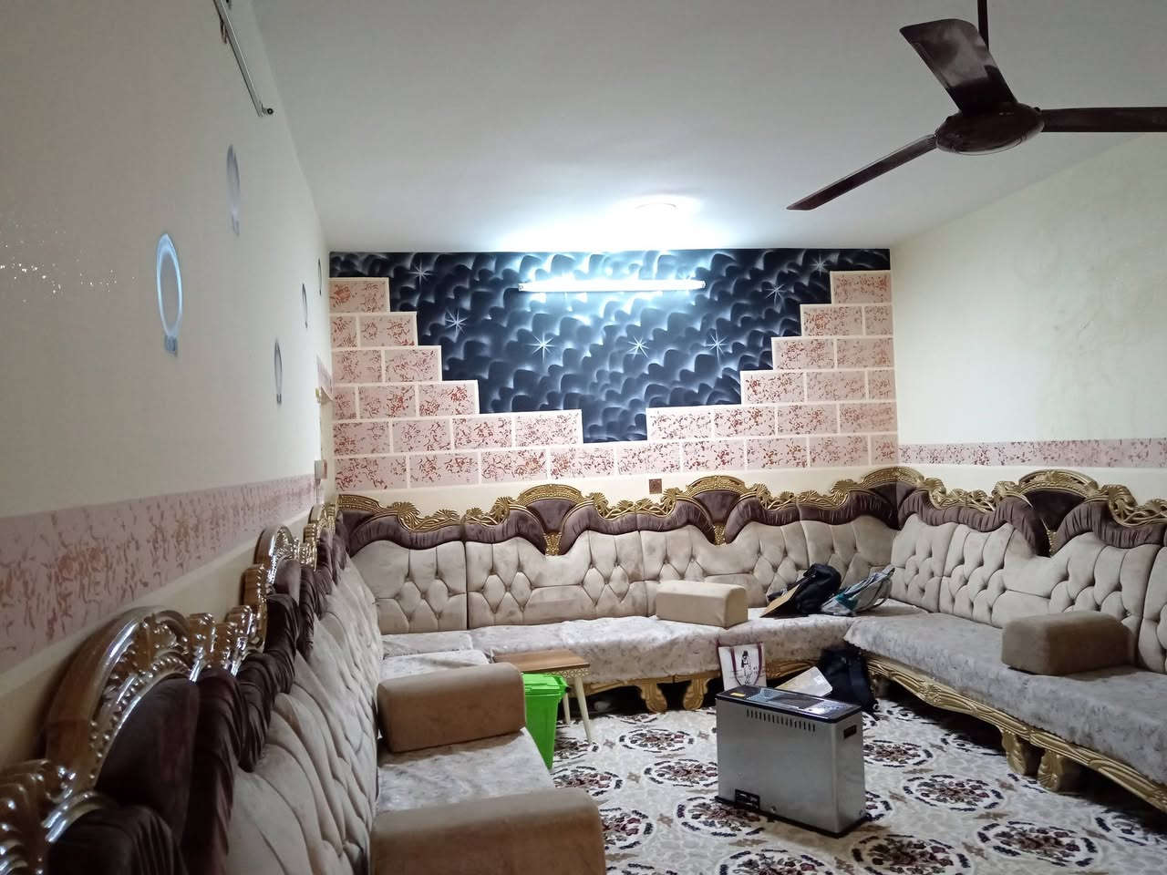 دار طابو طابق واحد ركن للبيع
المساحة / ٣٠٠ متر ركن 
الواجهة /٢٥ متر في ١٢ متر
العنوان / كركوك حي النصر الثانية قرب جامع الحاجه فضيلة
السعر / ٢٣٠ مليون
للاتصال / ***********
