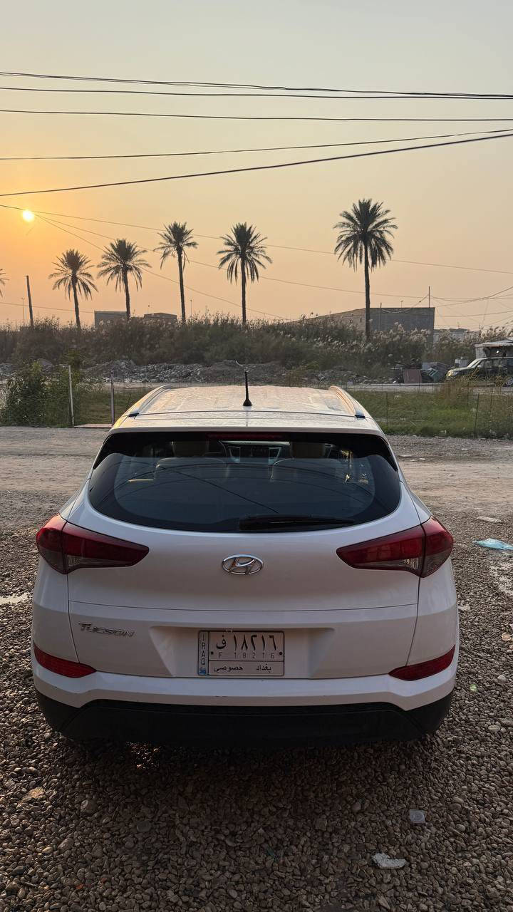 السلام عليكم توسان موديل 17كفاله عامه خليجي 
ماشيه 74
رقم بغداد بأسمي
سياره كفاله من كلشي
مكان حله. حي الجزائر 
تفاصيل اكثر اتصال برقم ***********
